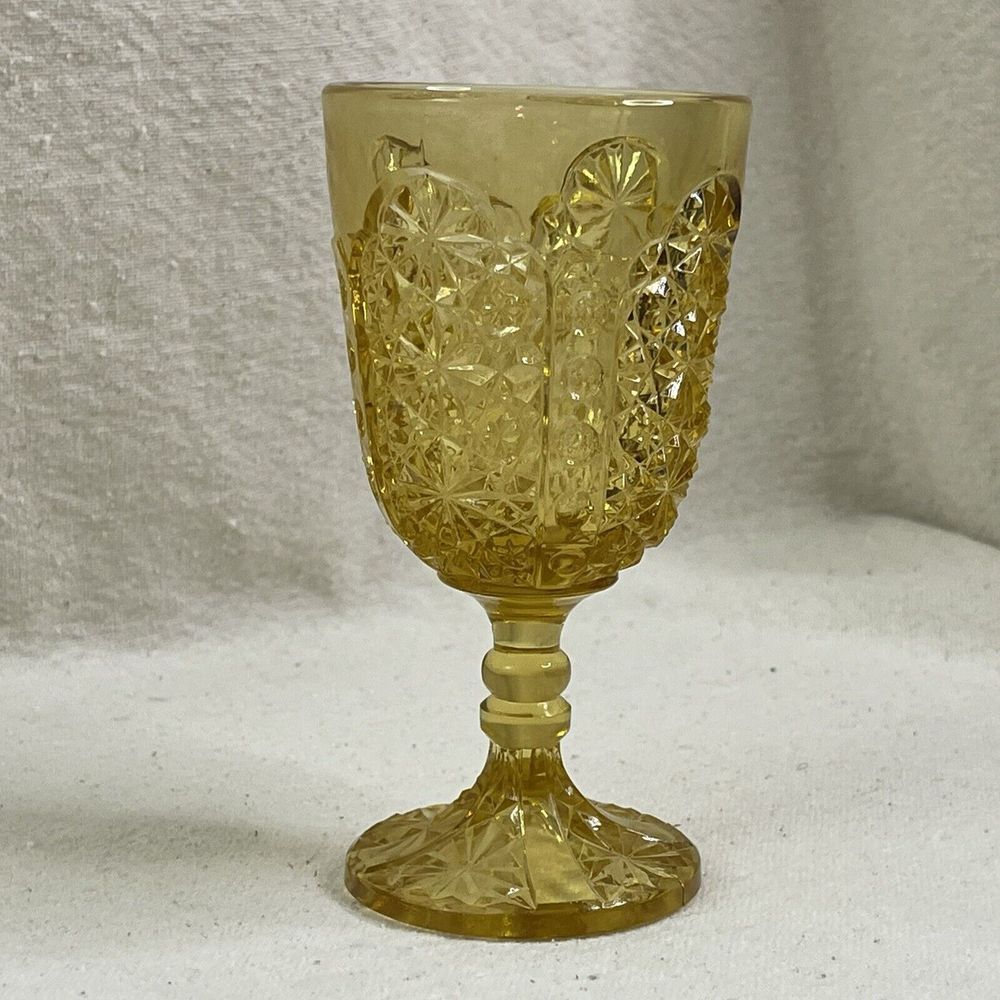 Vintage LE Smith Small Cordial Wine Goblet‎ Daisy & Button Amber Glass